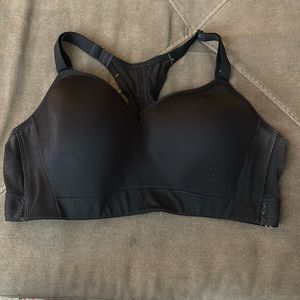 Black sports bra, size large